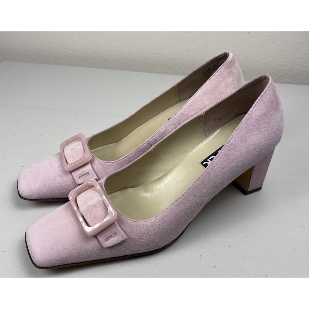 Kasper women’s Heels Size 7.5M Y2k Pink Suede Square Toe Pumps Buckle Detail